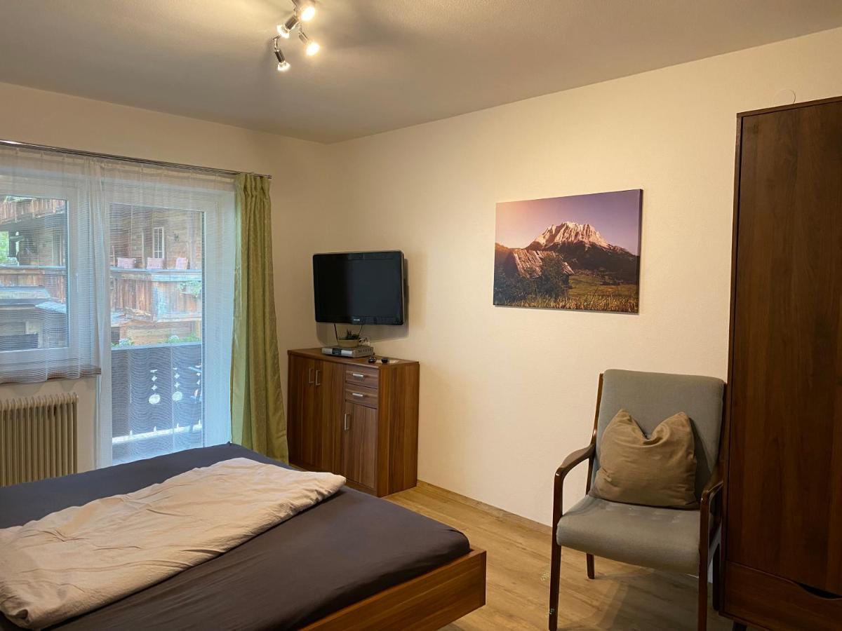 Ferienwohnung Wetterstein Лермос Екстериор снимка