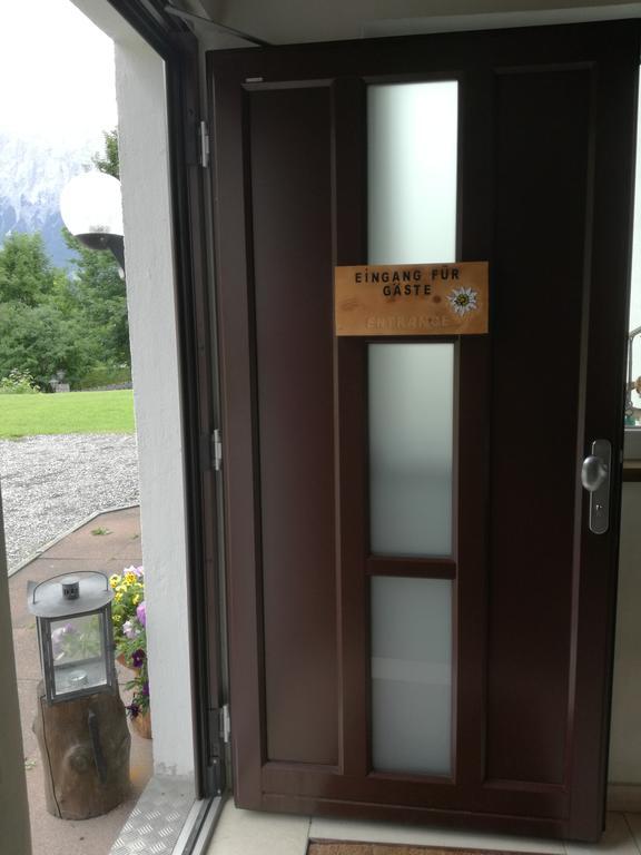 Ferienwohnung Wetterstein Лермос Екстериор снимка